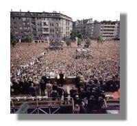 Kennedy spricht vor Berlinern